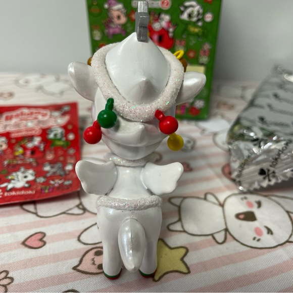 Tokidoki Snow Angel Holiday Unicorno Series 2 Art Mini Figure - Picture 4 of 10